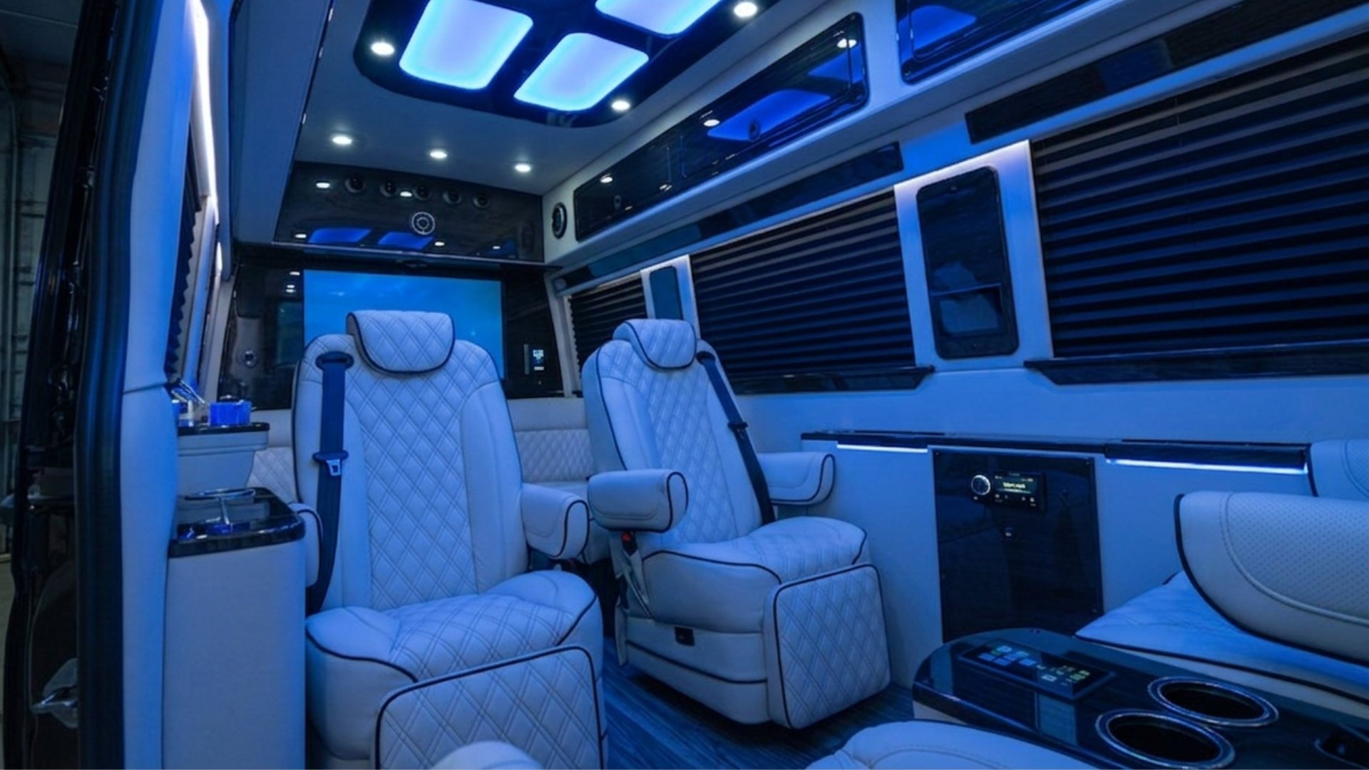 Jet-style Sprinter interior - leather lounge seating